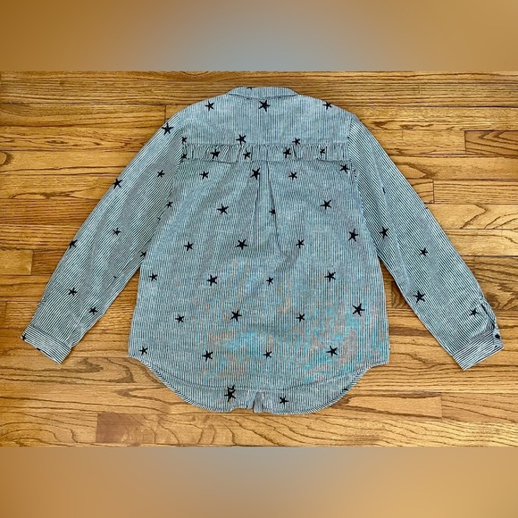 Collective Concepts Black Stripe Seersucker Stars Ruffle Button Down Shirt M - Picture 7 of 9